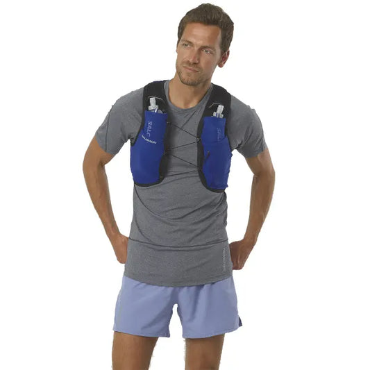 Gilet d’hydratation Salomon Active Skin 4 bleu foncé, vue de face