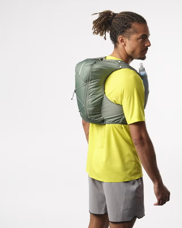 Gilet d’hydratation Salomon Active Skin 8 vert et gris, détail latéral
