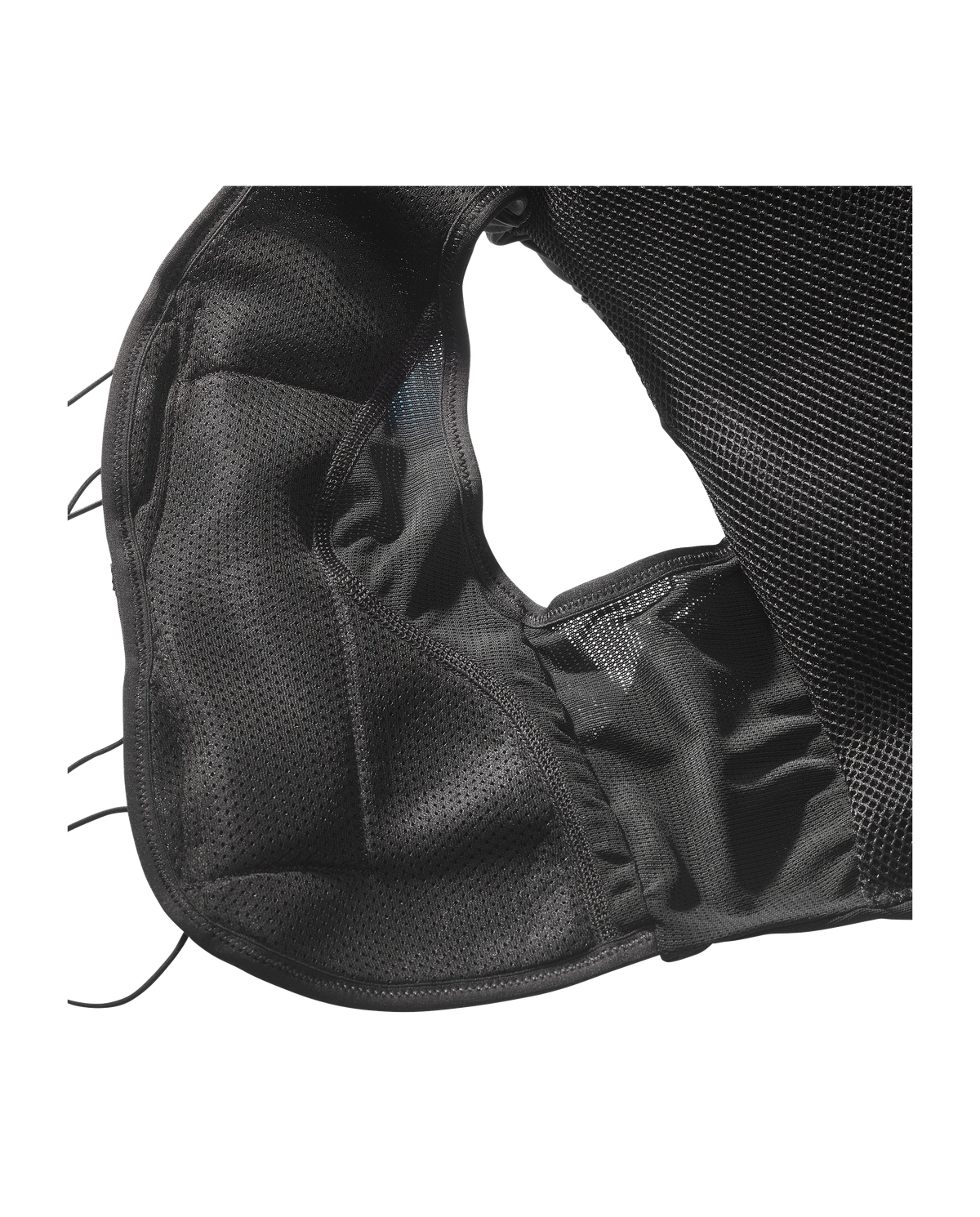 Gilet d’hydratation Salomon ADV Skin 12 pour femme noir, détail intérieur du tissu respirant et des poches
