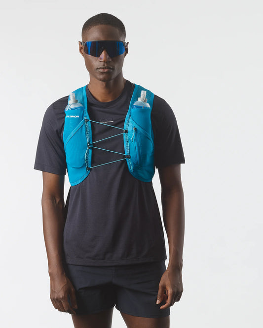 Gilet d’hydratation Salomon Active Skin 4 bleu ciel, vue de face