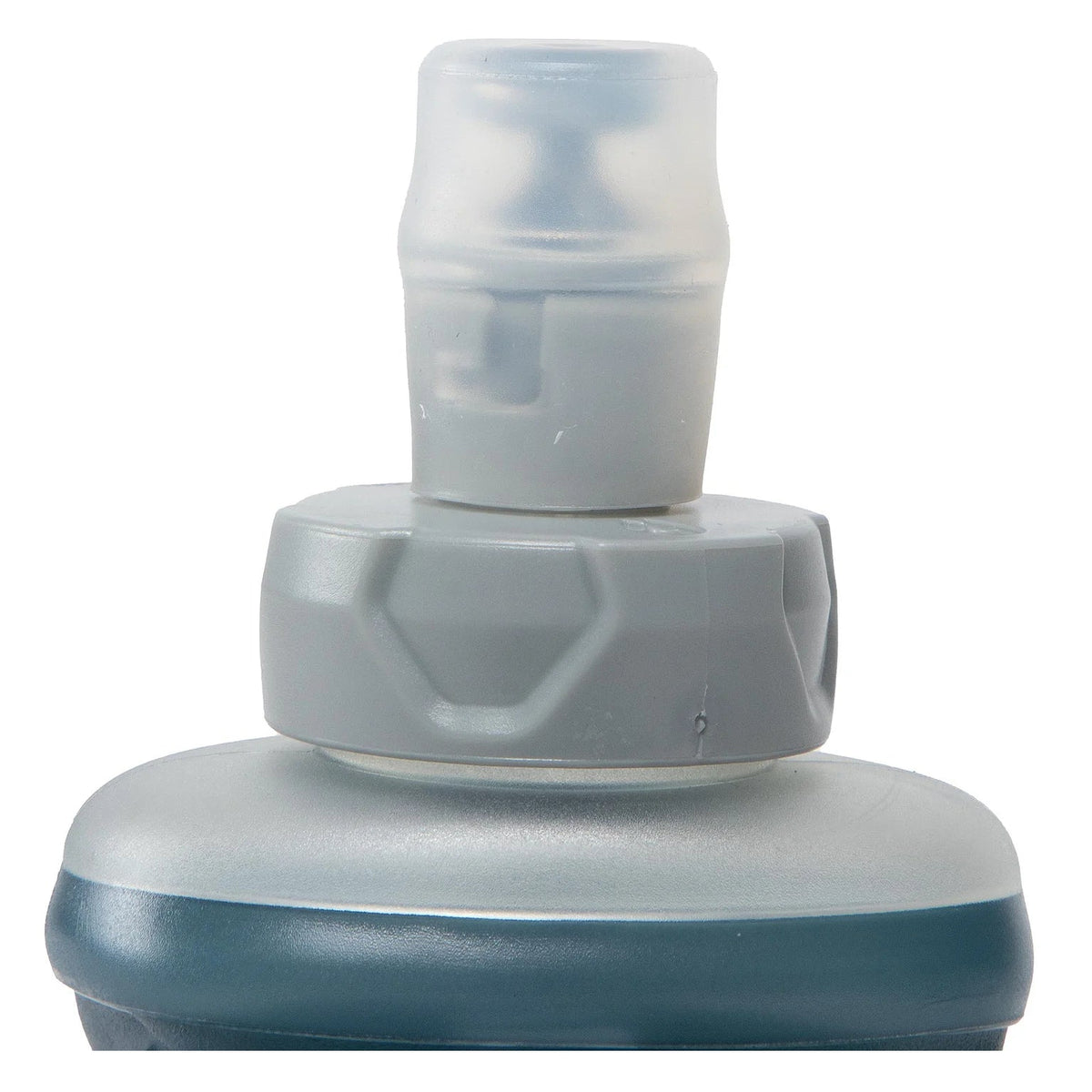 Lot de 2 flasques souples Salomon 250ml, détail de l’embout et du bouchon
