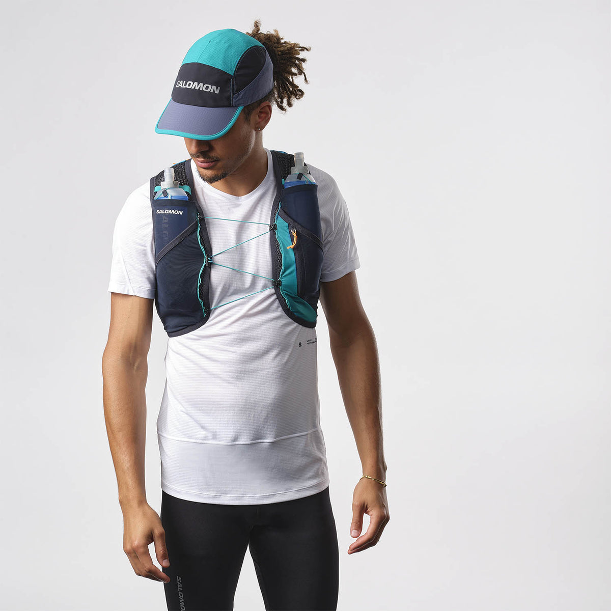 Gilet d’hydratation Salomon Active Skin 8 turquoise, détail latéral