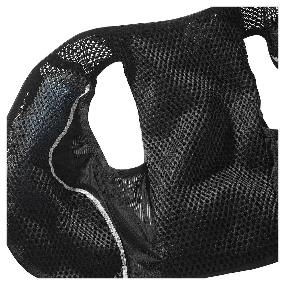 Gilet d’hydratation Salomon Active Skin 12 femme noir, détail du compartiment arrière