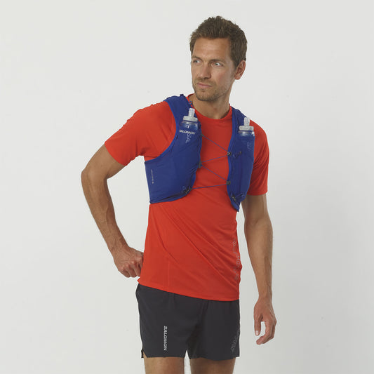Gilet d’hydratation Salomon ADV Skin 5 bleu, vue de face